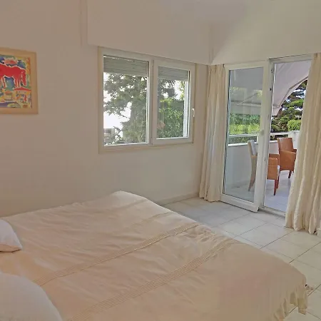 3b Seafront Pool Elegant Apt - Londa Beach Appartamento