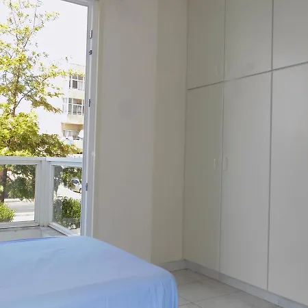 3b Seafront Pool Elegant Apt - Londa Beach Limassol