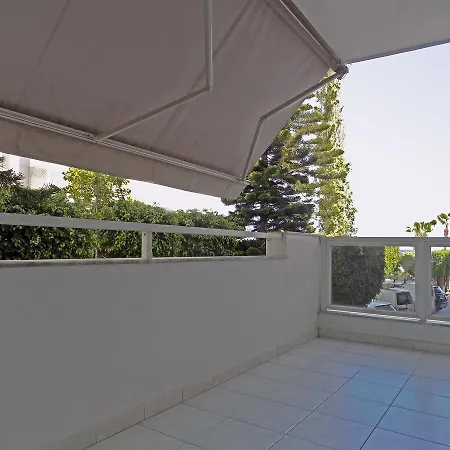 3b Seafront Pool Elegant Apt - Londa Beach Lejlighed