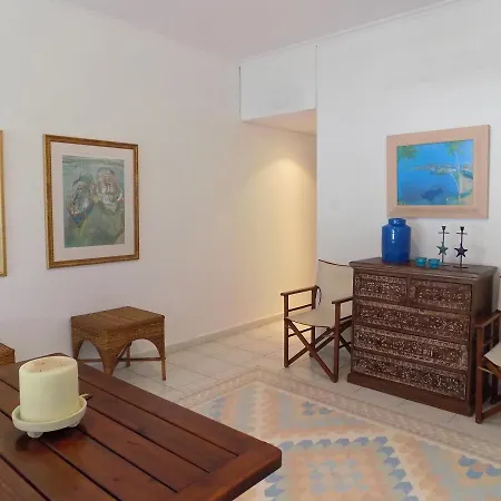 Apartment 3b Seafront Pool Elegant Apt - Londa Beach