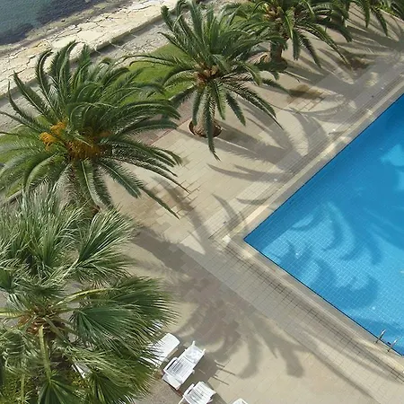 3b Seafront Pool Elegant Apt - Londa Beach Limassol